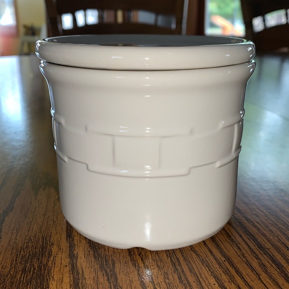 Longaberger Other - Longaberger Ivory Salt Crock with Lid